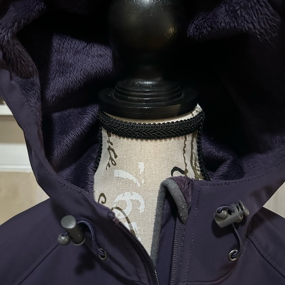 Free Country Women’s Hooded Jacket. Fleece inside. Small. Dark Purple. - Picture 4 of 8